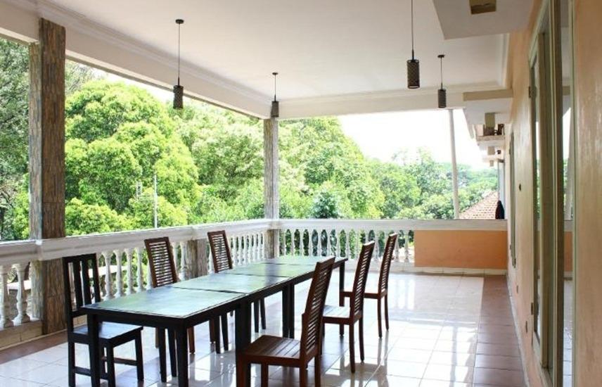 Ruang Tidur At Dpalma Bogor Hotel Exterior photo